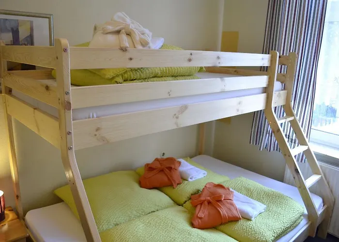 Lauenburger Hof Hotel 2*