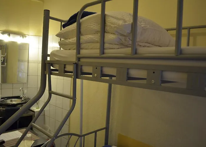 Hotel Lauenburger Hof 2*