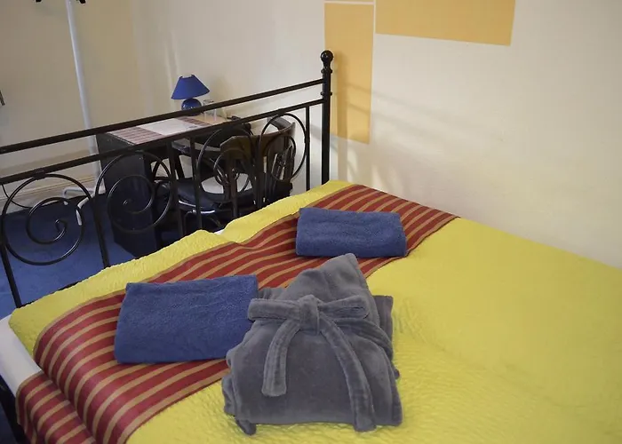 Hotel Lauenburger Hof 2*